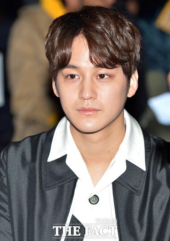 Mỹ nam vạn người mê Kim Bum của “Vườn Sao Băng” năm nào bất ngờ tái xuất với diện mạo xuống sắc - Ảnh 6.