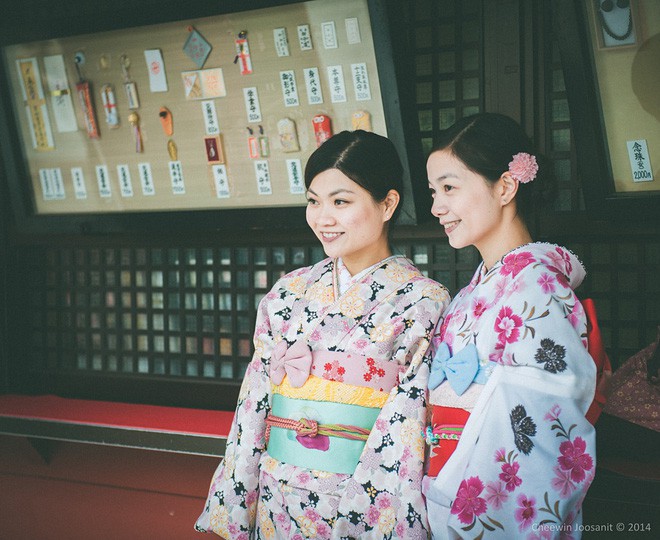 Để vạt phải đè lên vạt trái, Mỹ Tâm bị cho là mặc kimono sai với truyền thống Nhật Bản trong MV mới - Ảnh 4.