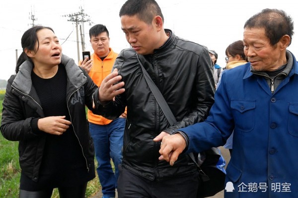 25 năm sóng gió cuộc đời chàng trai khuyết tật và hành trình tìm lại gia đình đẫm nước mắt - Ảnh 6. 25 năm sóng gió cuộc đời chàng trai khuyết tật và hành trình tìm lại gia đình đẫm nước mắt - Ảnh 6.