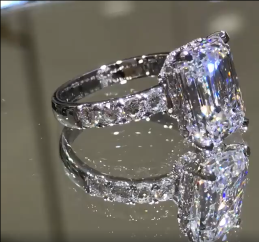 Trong khi Hà Hồ bị nghi ngờ đeo nhẫn kim cương sống ảo, vợ đại gia Chu Đăng Khoa âm thầm đăng video khoe nhẫn chói lóa - Ảnh 3.