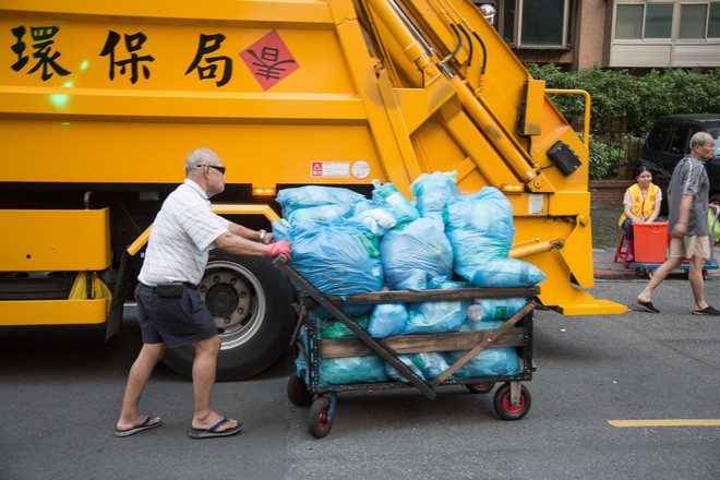 Chuyện kỳ lạ ở Đài Loan: Người dân kiếm được cả chục nghìn USD tiền thưởng nhờ giúp chính quyền bắt tội phạm xả rác - Ảnh 6.