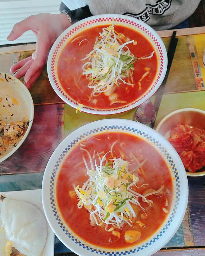 Đã ghé thăm đảo Jeju mà không thưởng thức ramen tại 9 quán mì cực nổi tiếng này thì quả là có lỗi với ẩm thực nơi đây - Ảnh 57.