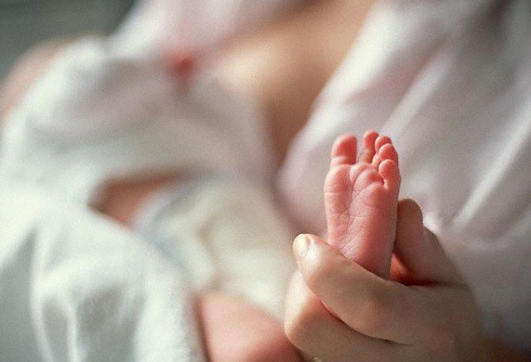 Vừa mới sinh con được gần 1 tháng mà tôi chỉ muốn ly hôn chồng - Ảnh 1. Vừa mới sinh con được gần 1 tháng mà tôi chỉ muốn ly hôn chồng - Ảnh 1.