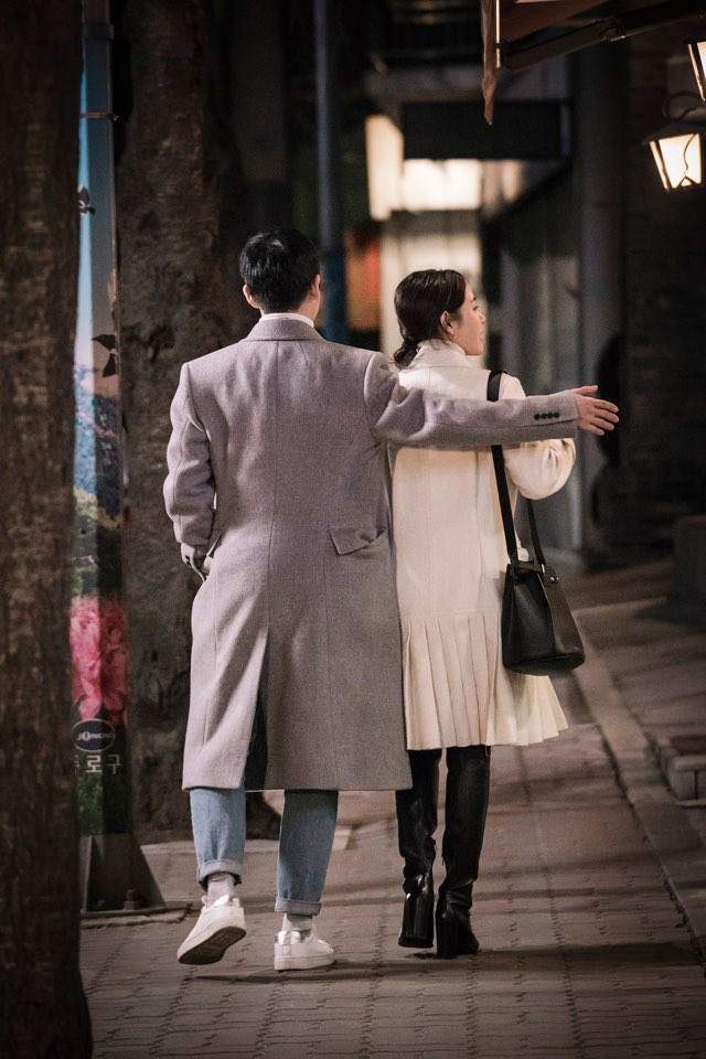Phim của Son Ye Jin mới lên sóng tập 1 đã khiến dân Hàn phát sốt với chuyện tình chị - em cực dễ thương - Ảnh 8.