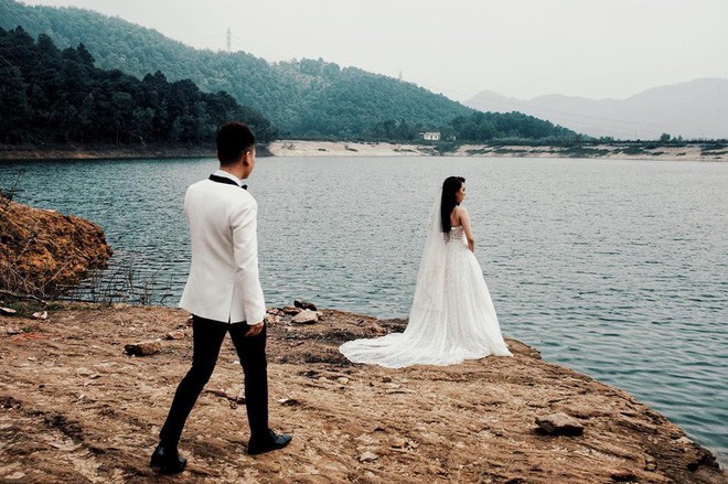 Hé lộ hậu trường chụp ảnh cưới của Khắc Việt và bạn gái 9x - Ảnh 3. Hé lộ hậu trường chụp ảnh cưới của Khắc Việt và bạn gái 9x - Ảnh 3.