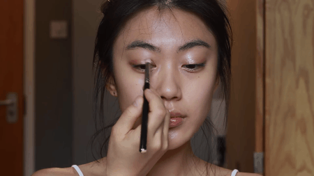 Học ngay cách makeup glow căng bóng xinh lung linh đang khiến con gái Hàn mê mẩn dạo gần đây - Ảnh 11.