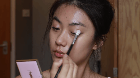 Học ngay cách makeup glow căng bóng xinh lung linh đang khiến con gái Hàn mê mẩn dạo gần đây - Ảnh 10.