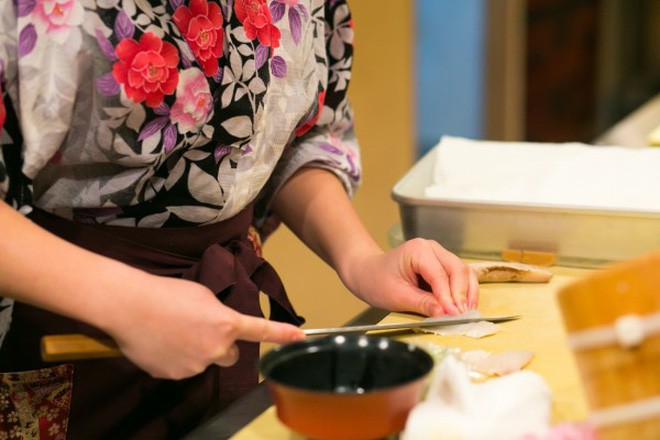 Cách khẳng định quyền bình đẳng nữ giới cực đặc biệt của một nhà hàng sushi ở Nhật và câu chuyện thú vị đằng sau - Ảnh 7.
