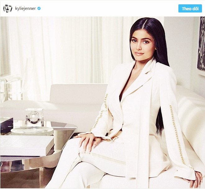 Choáng ngợp trước căn biệt thự xa hoa có giá 12 triệu USD, rộng 1.226m2 của cô út nhà Kim - Kylie Jenner - Ảnh 4.