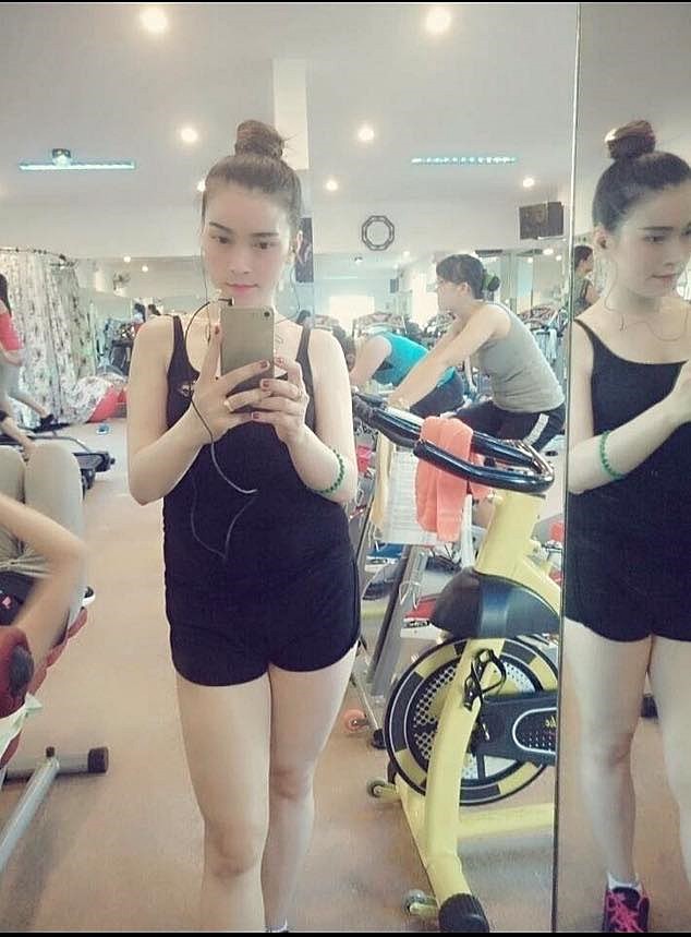 Từng sở hữu body bụng xệ mông lép, cô nàng 9X tập gym luyện cơ bắp rồi lại bị mỉa mai là nửa nam nửa nữ - Ảnh 2.