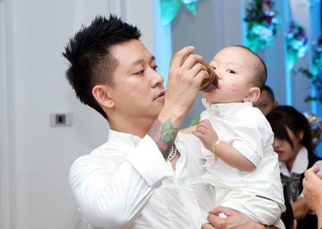 Sao nam Việt: Từng là soái ca sát gái hô biến thành ông bố bỉm sữa đảm đang - Ảnh 3. Sao nam Việt: Từng là soái ca sát gái hô biến thành ông bố bỉm sữa đảm đang - Ảnh 3.