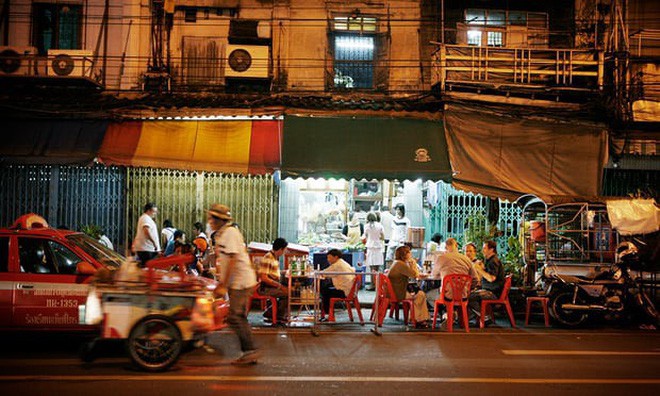 Quán ăn vỉa hè giá cao như nhà hàng đạt được ngôi sao Michelin danh giá ở Thái Lan, mỗi ngày chỉ phục vụ đúng 50 khách - Ảnh 3.