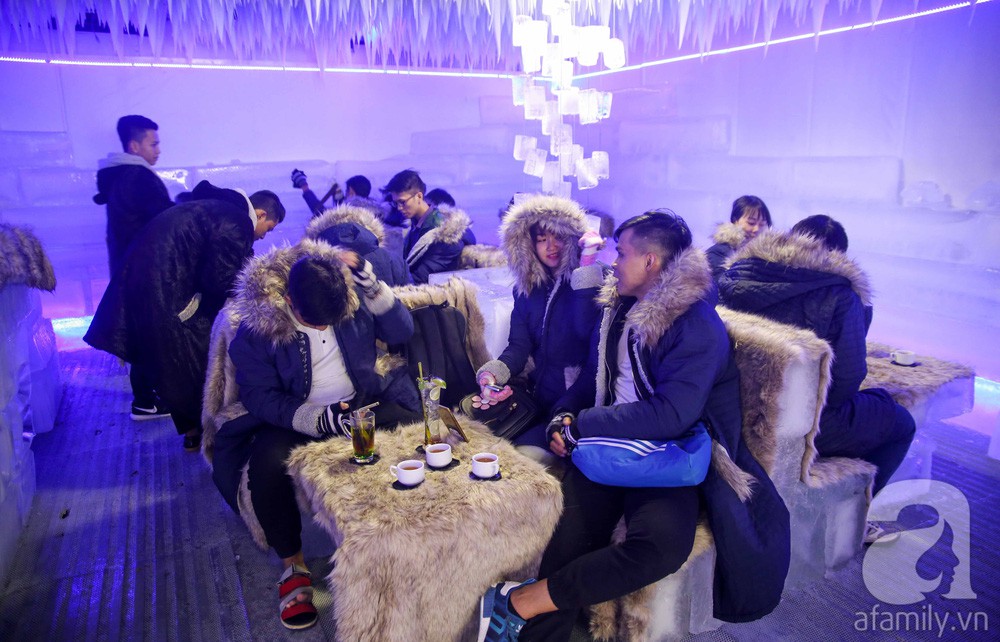 2 quán cafe muốn đến phải mặc áo bông để giải cứu cho những ngày Sài Gòn nóng như đổ lửa - Ảnh 1. 2 quán cafe muốn đến phải mặc áo bông để giải cứu cho những ngày Sài Gòn nóng như đổ lửa - Ảnh 1.