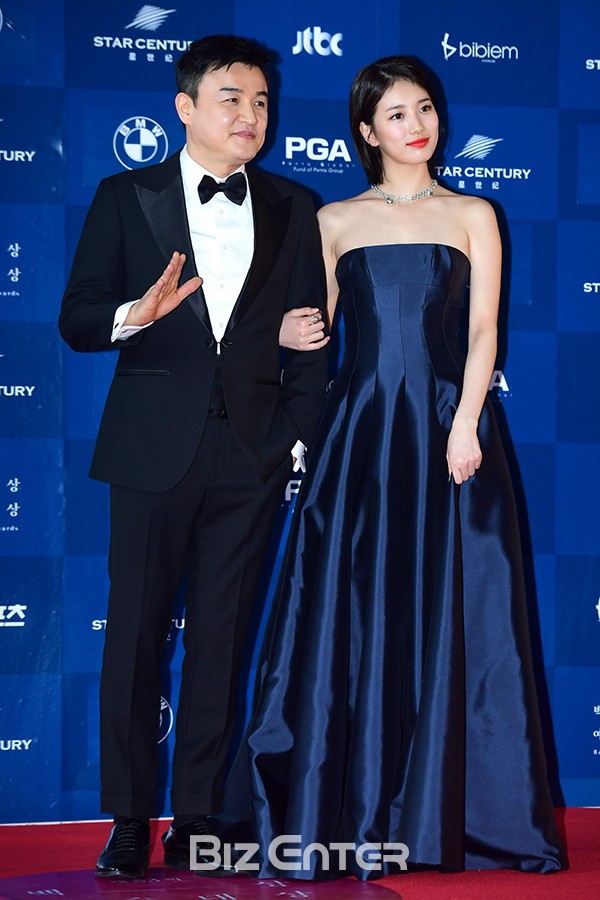 Suzy bị ném đá khi sánh vai Park Bo Gum làm MC lễ trao giải danh giá nhất Hàn Quốc - Ảnh 2.
