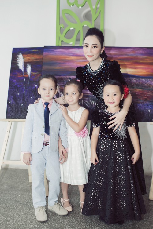 3 cặp mẹ con nhà sao Việt rất chăm mặc đồ đôi đồng điệu cùng nhau - Ảnh 18.