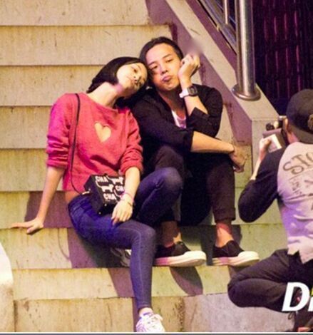 Chuyện hẹn hò showbiz Hàn - Việt: Một bên thì cố che giấu, một bên thì cố công khai đến mức làm lố quá đà - Ảnh 3.