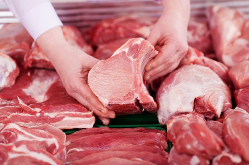 Chuyên gia đầu ngành chỉ cách luộc thịt thôi ra chất độc, chọn và rửa thịt an toàn - Ảnh 2.