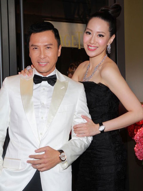 Tài tử Diệp Vấn Chân Tử Đan tổ chức tiệc sinh nhật lãng mạn cho vợ Hoa hậu - Ảnh 2.