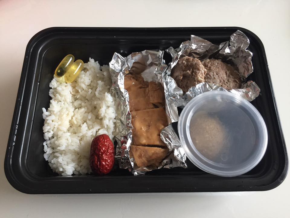 Ai bảo giảm c&acirc;n l&agrave; khổ th&igrave; h&atilde;y xem ngay thực đơn cực xinh lại ngon của c&ocirc; n&agrave;ng giảm c&acirc;n ngoạn mục n&agrave;y - Ảnh 32.