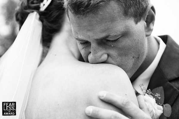 30 bức ảnh cưới đầy cảm xúc khiến người ta chỉ muốn được lập tức nắm tay người mình yêu bước vào lễ đường - Ảnh 7.