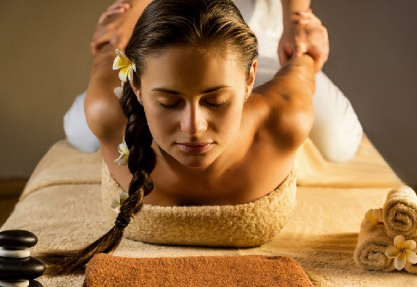 Quy trình massage kiểu Thái như thế nào? Lợi ích của nó đem lại