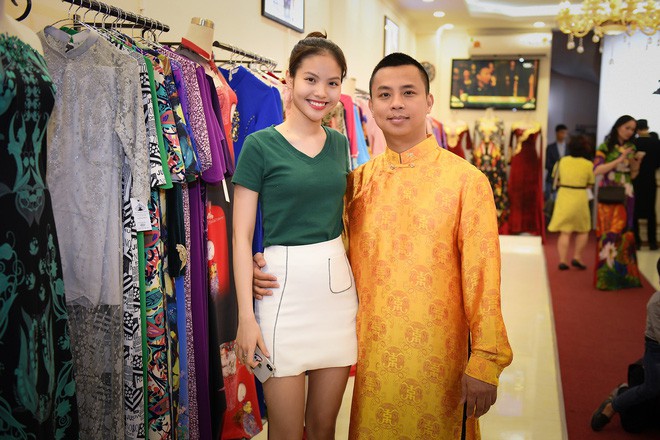 Cô vợ trẻ kém 20 tuổi nhẹ nhàng nhưng không dịu dàng của kiện tướng dance sport Chí Anh - Ảnh 21. Cô vợ trẻ kém 20 tuổi nhẹ nhàng nhưng không dịu dàng của kiện tướng dance sport Chí Anh - Ảnh 21.