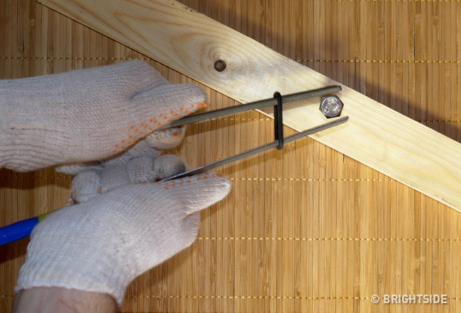 13 simple tips help women repair furniture quickly when husband is away - Photo 11.