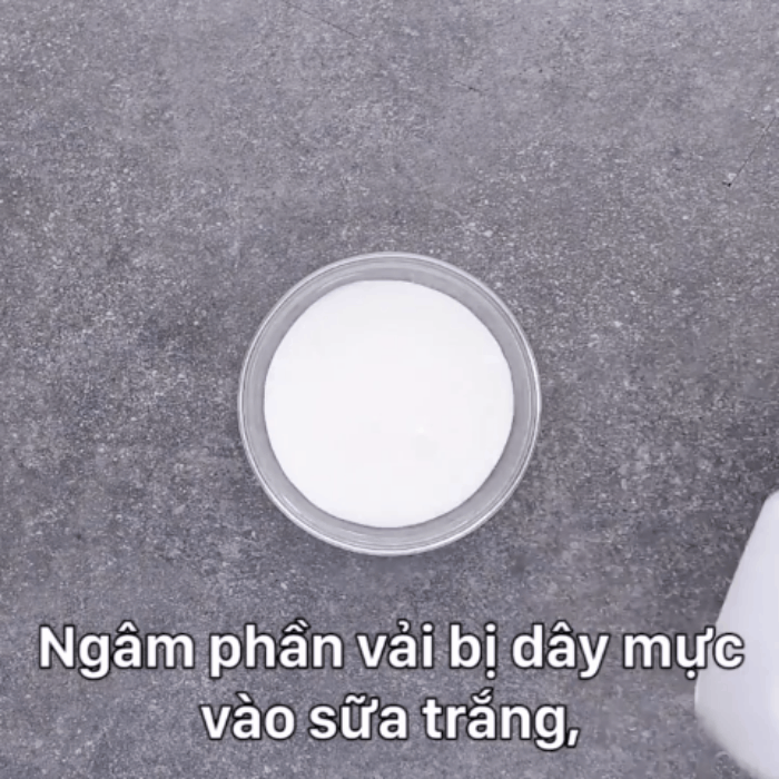 Loạt mẹo hay giúp bạn xử lý các vấn đề về quần áo thường gặp trong mùa hè - Ảnh 15. Loạt mẹo hay giúp bạn xử lý các vấn đề về quần áo thường gặp trong mùa hè - Ảnh 15.