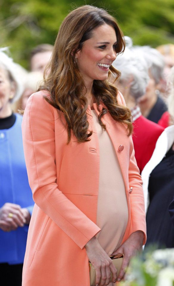 3 lần sinh con, Công nương Kate Middleton đã phá vỡ những nguyên tắc về sinh nở bất di bất dịch của Hoàng gia Anh - Ảnh 1.