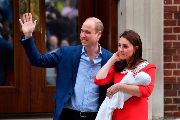 3 lần sinh con, Công nương Kate Middleton đã phá vỡ những nguyên tắc về sinh nở bất di bất dịch của Hoàng gia Anh - Ảnh 4.