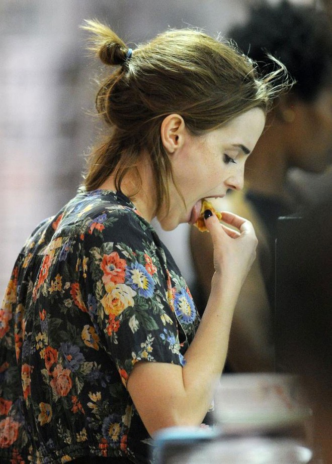 Bí quyết gì đã giúp cô phù thủy Emma Watson luôn giữ được thân hình quyến rũ mà không cần ăn kiêng? - Ảnh 4.