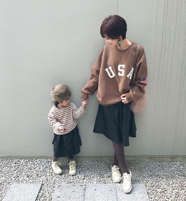 Chỉ đứng chụp ảnh đồ đôi chung với con gái, nữ blogger người Nhật bỗng nổi tiếng khắp mạng xã hội - Ảnh 14.