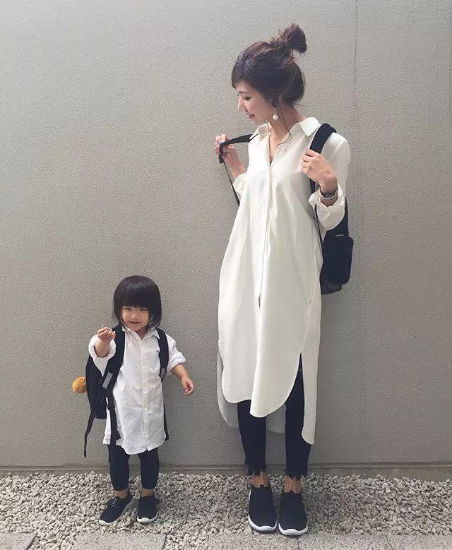 Chỉ đứng chụp ảnh đồ đôi chung với con gái, nữ blogger người Nhật bỗng nổi tiếng khắp mạng xã hội - Ảnh 7.