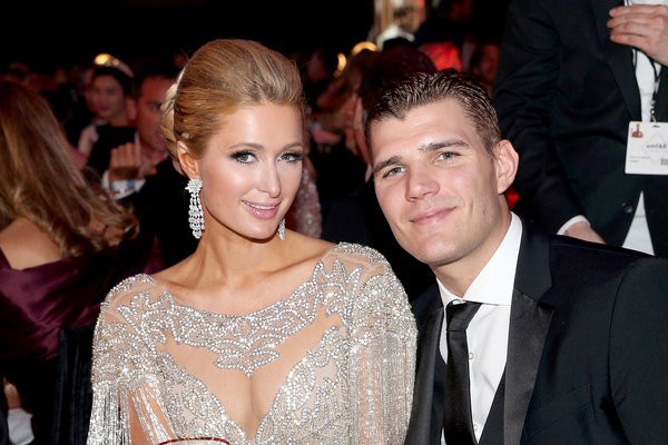 Paris Hilton: Tôi cảm thấy như bị cưỡng bức và muốn chết khi lộ băng sex - Ảnh 3. Paris Hilton: Tôi cảm thấy như bị cưỡng bức và muốn chết khi lộ băng sex - Ảnh 3.