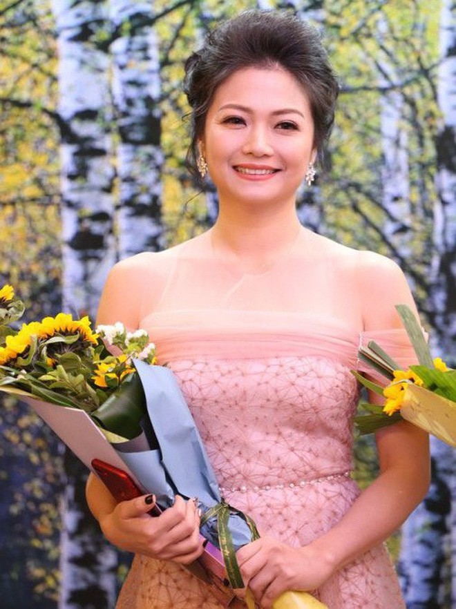 Dàn diễn viên Phía trước là bầu trời sau 17 năm: Người an phận làm mẹ đơn thân, kẻ nguyện đánh đổi nghiệp diễn cho cuộc sống gia đình bình yên - Ảnh 12. Dàn diễn viên Phía trước là bầu trời sau 17 năm: Người an phận làm mẹ đơn thân, kẻ nguyện đánh đổi nghiệp diễn cho cuộc sống gia đình bình yên - Ảnh 12.