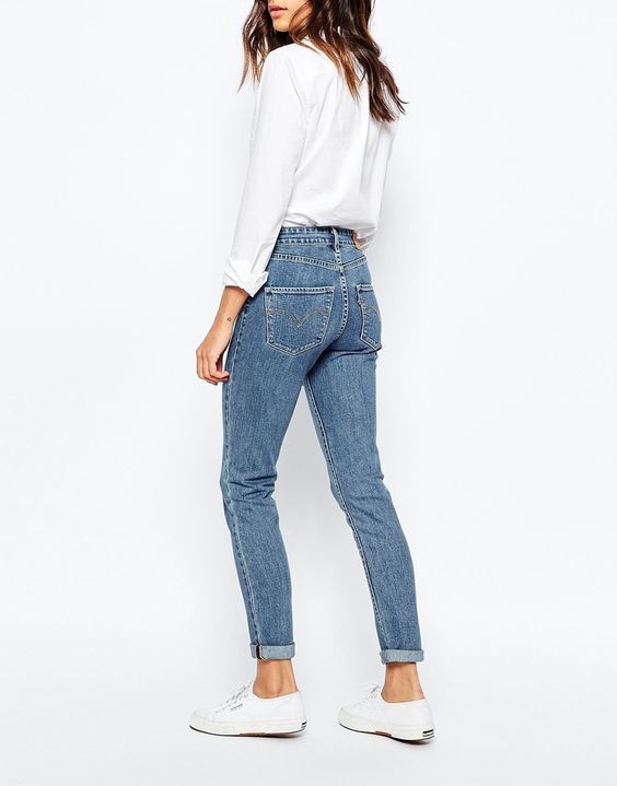 Chọn quần jeans chỉ cần chọn kiểu quần có đường may này, vòng 3 của bạn sẽ được nâng lên tức thì  - Ảnh 4.