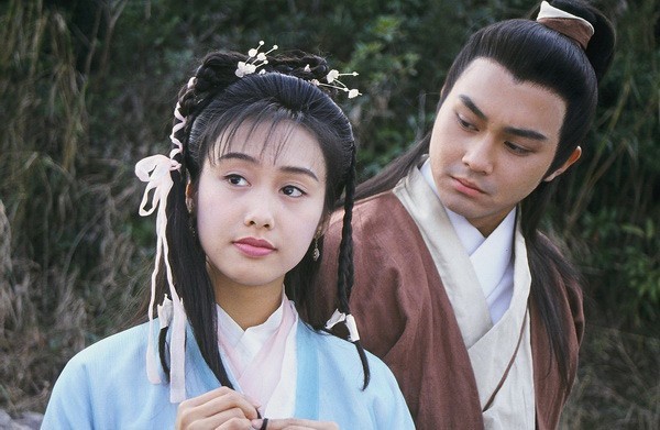 Dàn sao Anh hùng xạ điêu 1994 sau 24 năm: “Hoàng Dung” day dứt mối tình với Châu Tinh Trì, “Quách Tĩnh hạnh phúc hôn nhân viên mãn khiến nhiều người ghen tị - Ảnh 2.