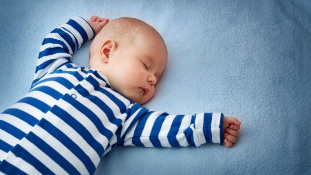 Ám ảnh với chứng đột tử của trẻ sơ sinh, người mẹ đặt ra nguyên tắc an toàn khi ngủ mà bất cứ bà mẹ nào cũng cần ghi nhớ - Ảnh 2.