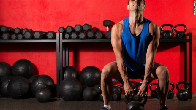 Ai cũng nên tập gym nhưng đừng dại tập những bài này mà không có người hướng dẫn - Ảnh 3. Ai cũng nên tập gym nhưng đừng dại tập những bài này mà không có người hướng dẫn - Ảnh 3.