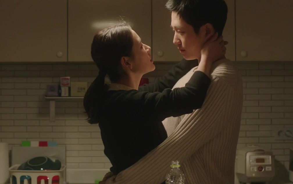 Vợ đi công tác nửa tháng, chồng ở nhà đã kịp làm một việc khiến vợ phải “điêu đứng”