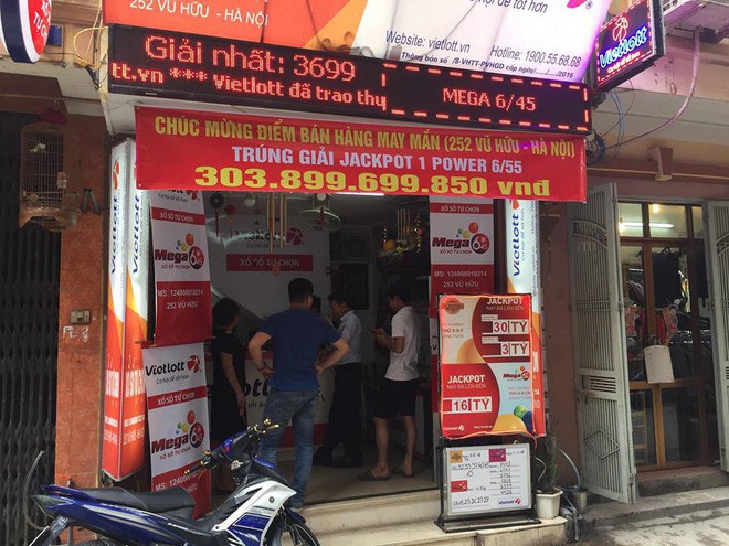 Vé trúng hơn 300 tỉ Vietlott chưa ai nhận: Có thể người trúng giải sợ nên chưa xuất hiện - Ảnh 2. Vé trúng hơn 300 tỉ Vietlott chưa ai nhận: Có thể người trúng giải sợ nên chưa xuất hiện - Ảnh 2.