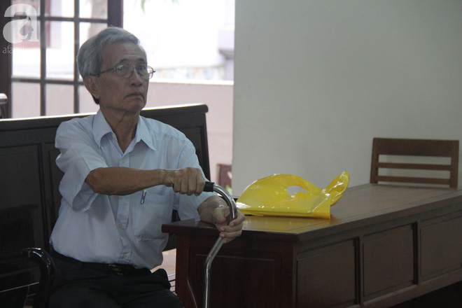 Xét xử phúc thẩm ông lão 77 tuổi dâm ô trẻ em ở Vũng Tàu: Sửa bản án sơ thẩm từ 3 năm tù giam thành 18 tháng tù treo - Ảnh 6.