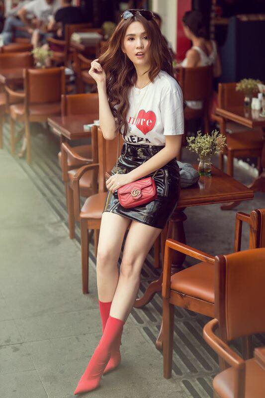 Kỳ Duyên chiếm sóng street style tuần này với 3 bộ đồ cực chất - Ảnh 10.