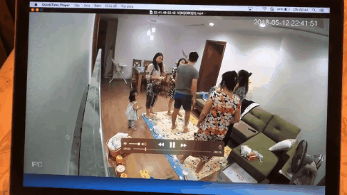 Đăng Nguyên, Hằng Túi liên tục tung clip về đoạn xô xát quanh tranh cãi nuôi con - Ảnh 1.