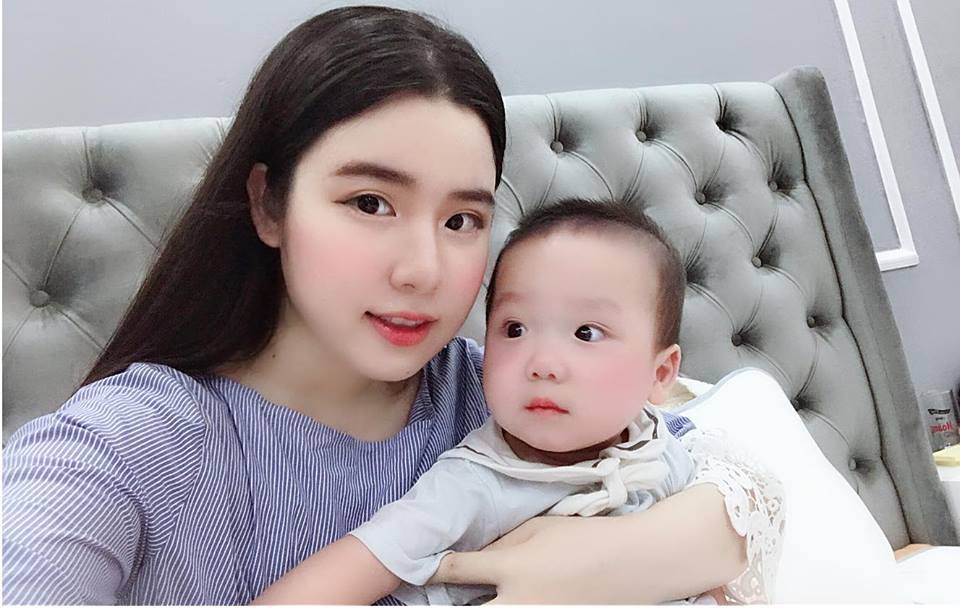 Sau sinh ba, bụng vẫn như bầu 5 th&aacute;ng nhưng mẹ 9x đ&atilde; lấy lại v&ograve;ng eo thon gọn nhờ ki&ecirc;n tr&igrave; l&agrave;m 1 việc suốt 18/24h - Ảnh 2.