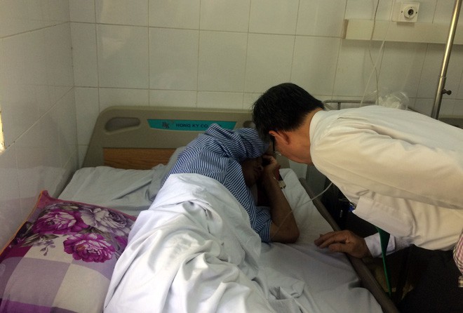 Vợ tài xế taxi Mai Linh bị hành hung: Tôi không thấy người đánh chồng mình đến hỏi thăm - Ảnh 2.
