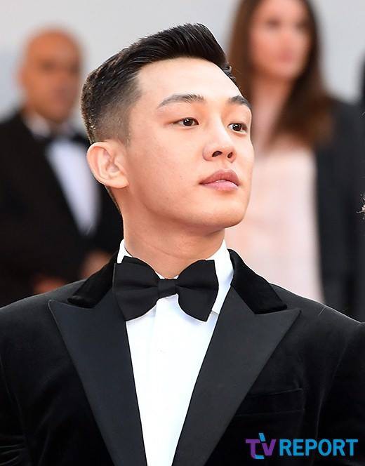 Dàn soái ca Châu Á Huỳnh Hiểu Minh, Yoo Ah In khiến loạt mỹ nhân phải lép vế khi xuất hiện trên thảm đỏ Cannes - Ảnh 3.