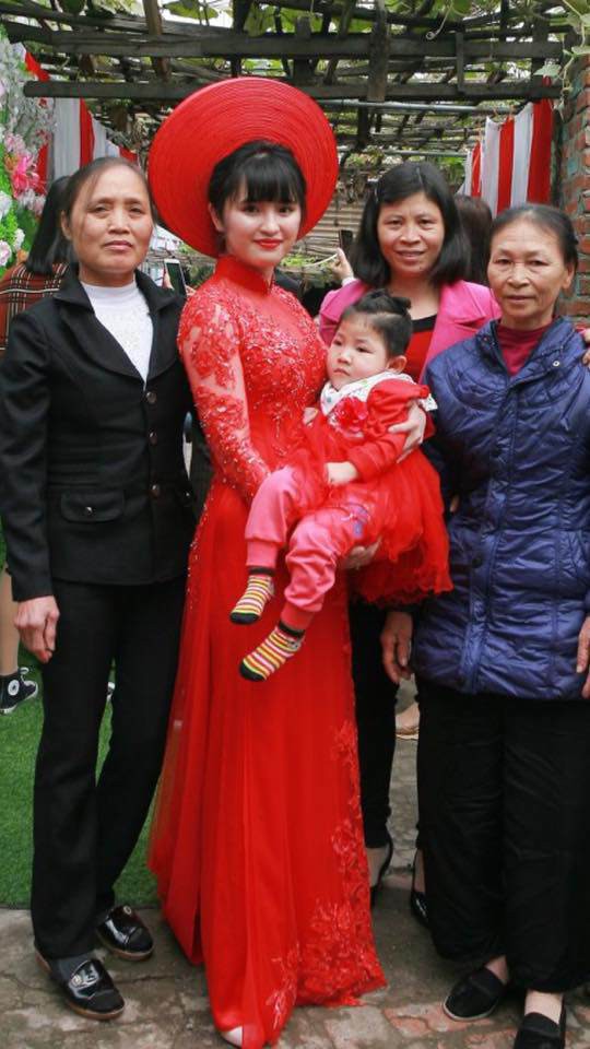 Sau 2 tháng bế em bé Lào Cai xinh như công chúa trong đám cưới, mẹ nuôi 9X của Yến Nhi khoe mang thai con đầu lòng - Ảnh 9.