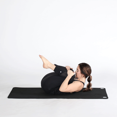5 động tác yoga giảm cân toàn thân cực kỳ hiệu quả có thể thực hiện ngay tại nhà - Ảnh 4.