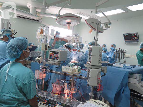 Hành trình siêu tốc chuyển trái tim của nam thanh niên vào Huế cứu sống một bệnh nhân - Ảnh 1. Hành trình siêu tốc chuyển trái tim của nam thanh niên vào Huế cứu sống một bệnh nhân - Ảnh 1.